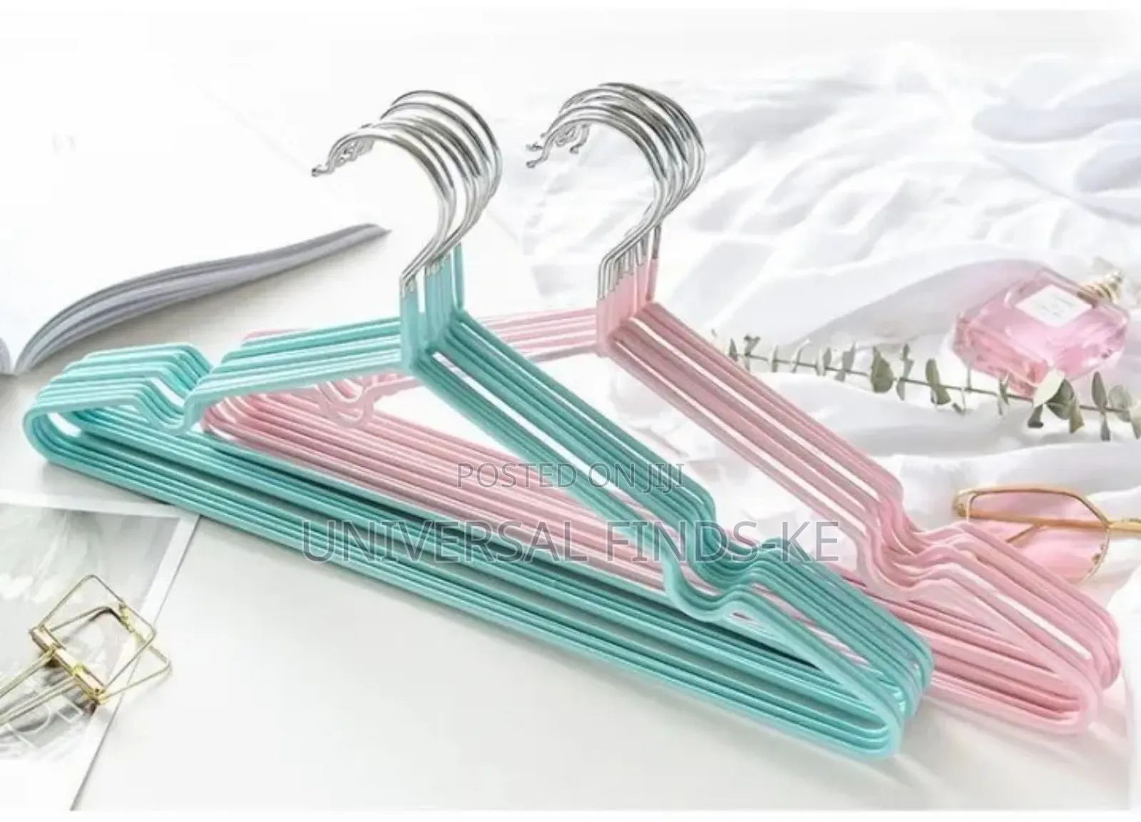 10 PCS Strong Clothes Hangers With Stainless Steel