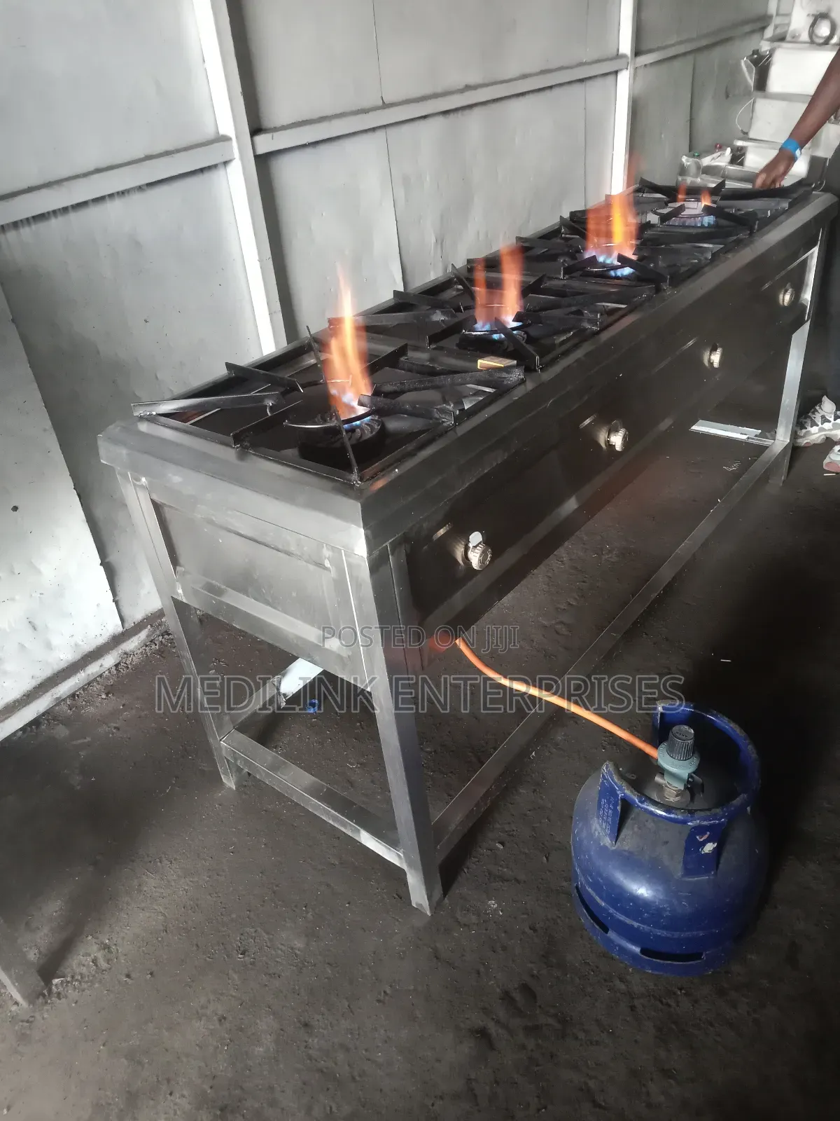 4 -Burner High Pressure Cooker Gas Driven