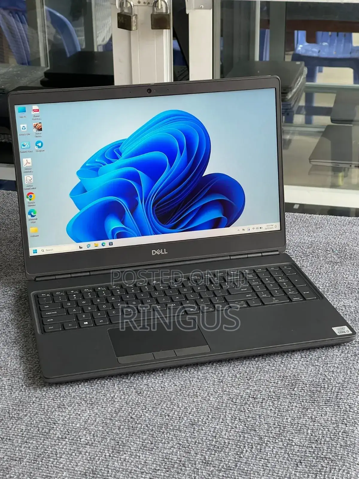 Laptop Dell Precision 15 7550 32GB Intel Core i7 SSD 512GB