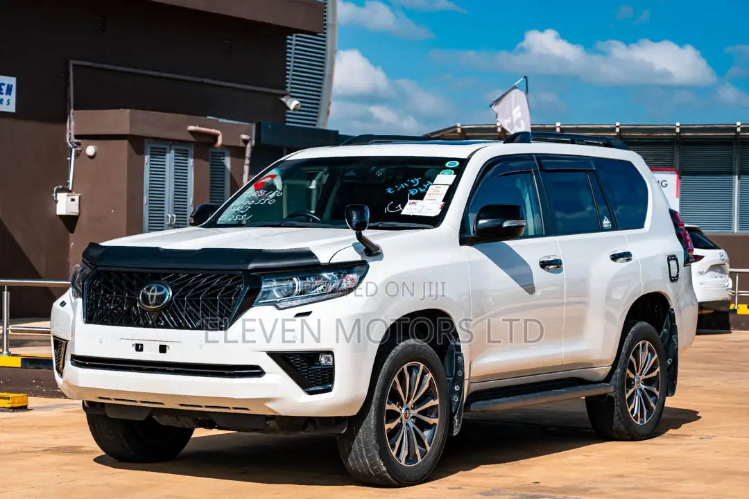 Toyota Land Cruiser Prado 2019 White