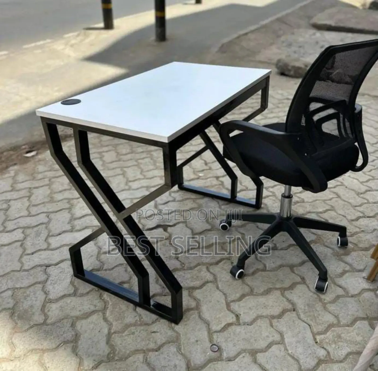 White Board Metallic Stand and Mesh Chair
