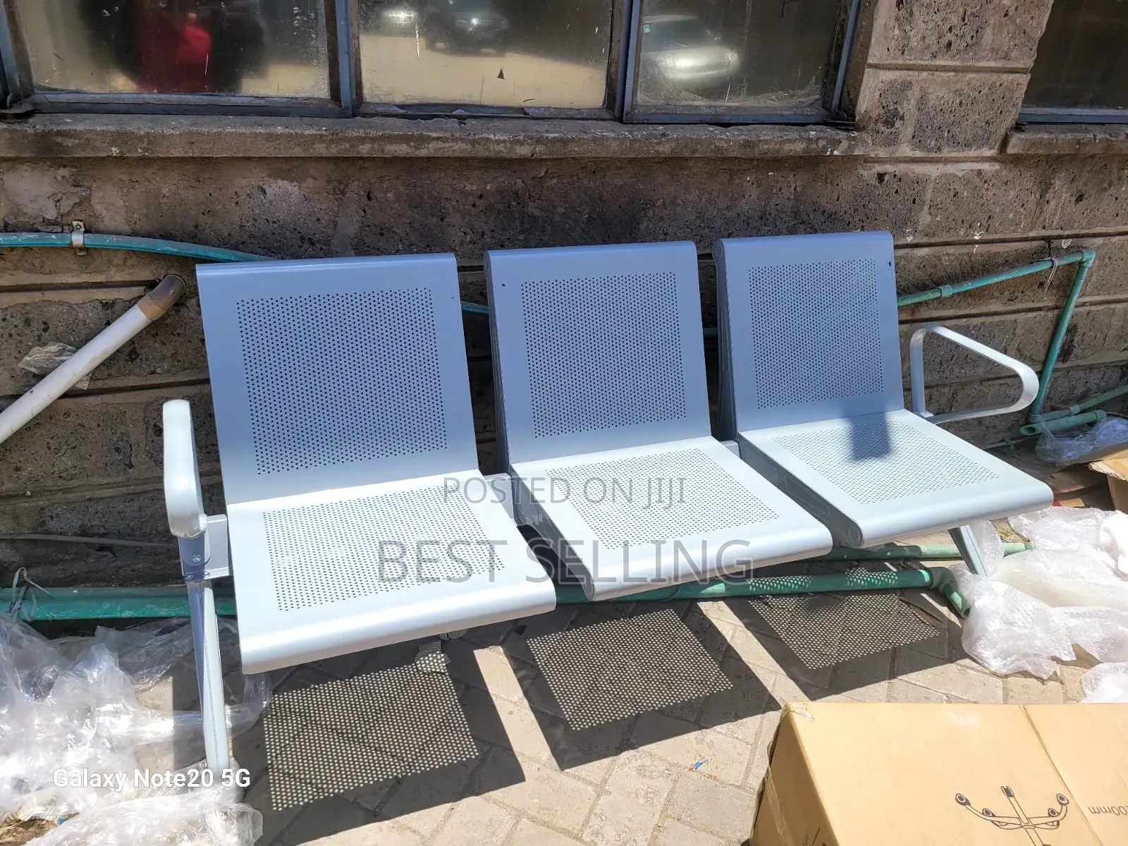 Links Chairs Waiting Chairs
