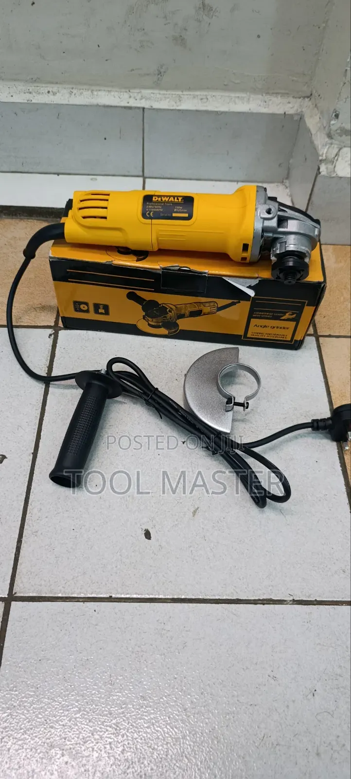 4" Dewalt Angle Grinder/ Quality Angle Grinder Dewalt