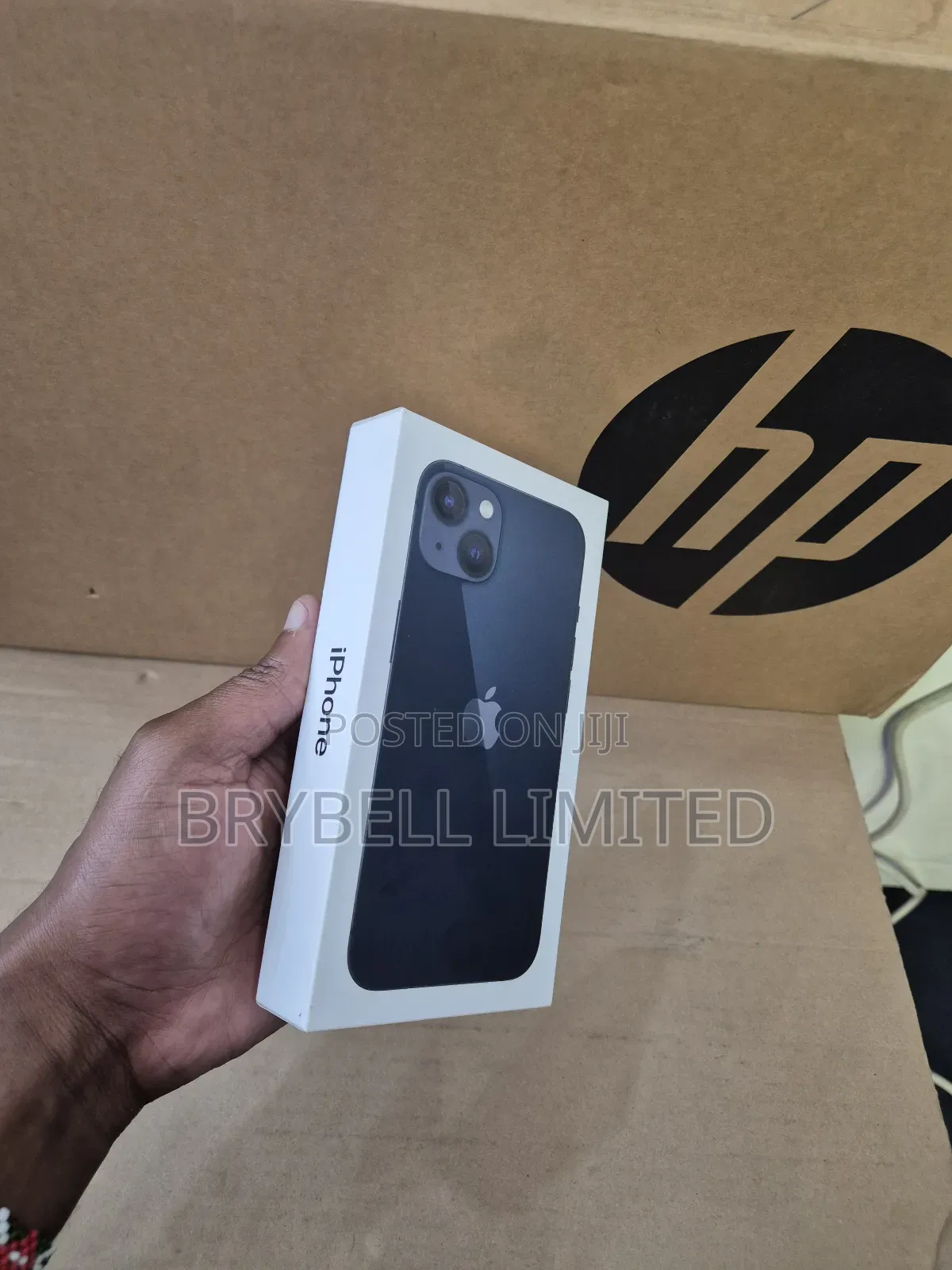 New Apple iPhone 13 128 GB Black