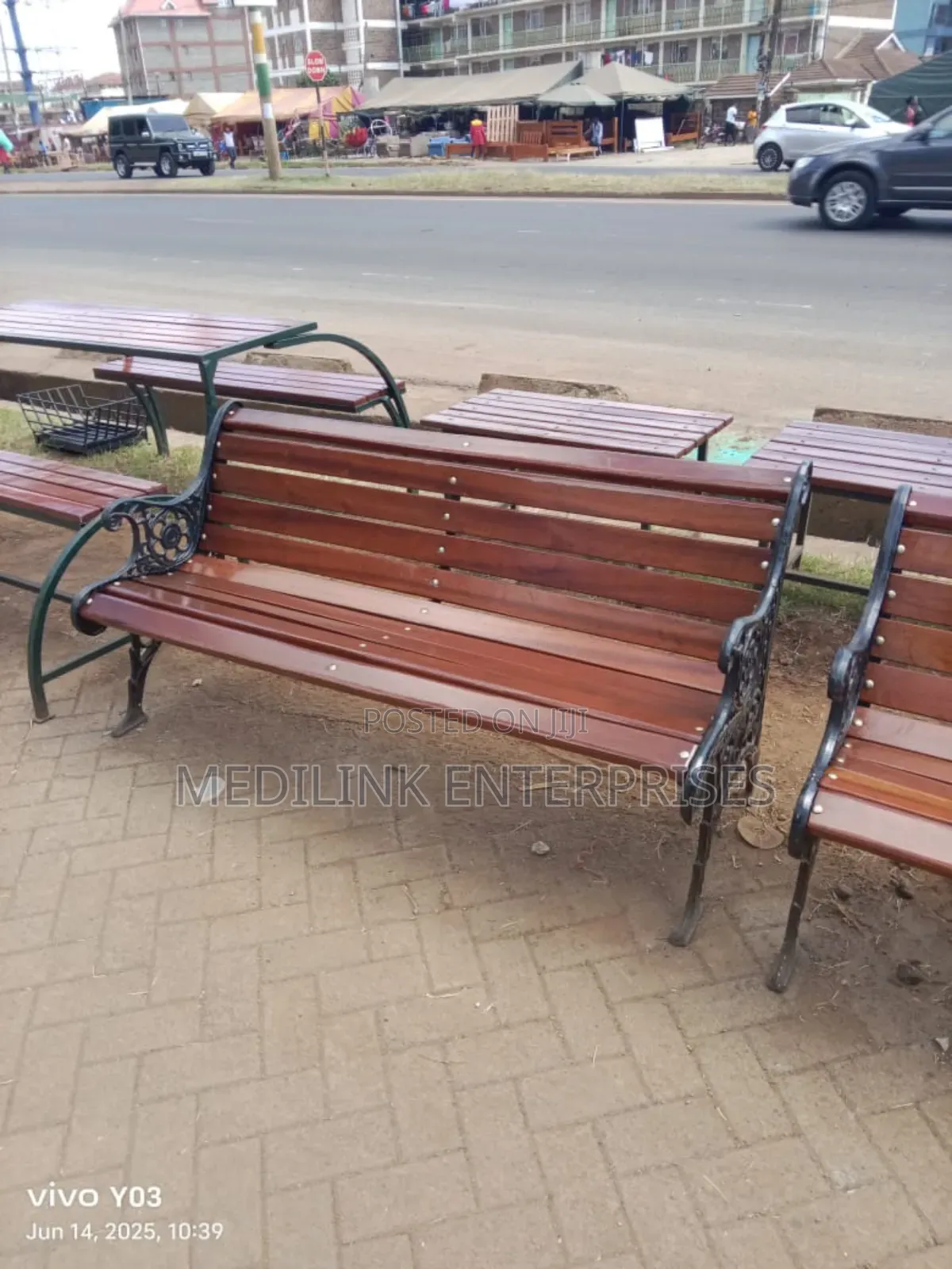 5ft Wooden Metallic Cast Legs Outdoor Benches