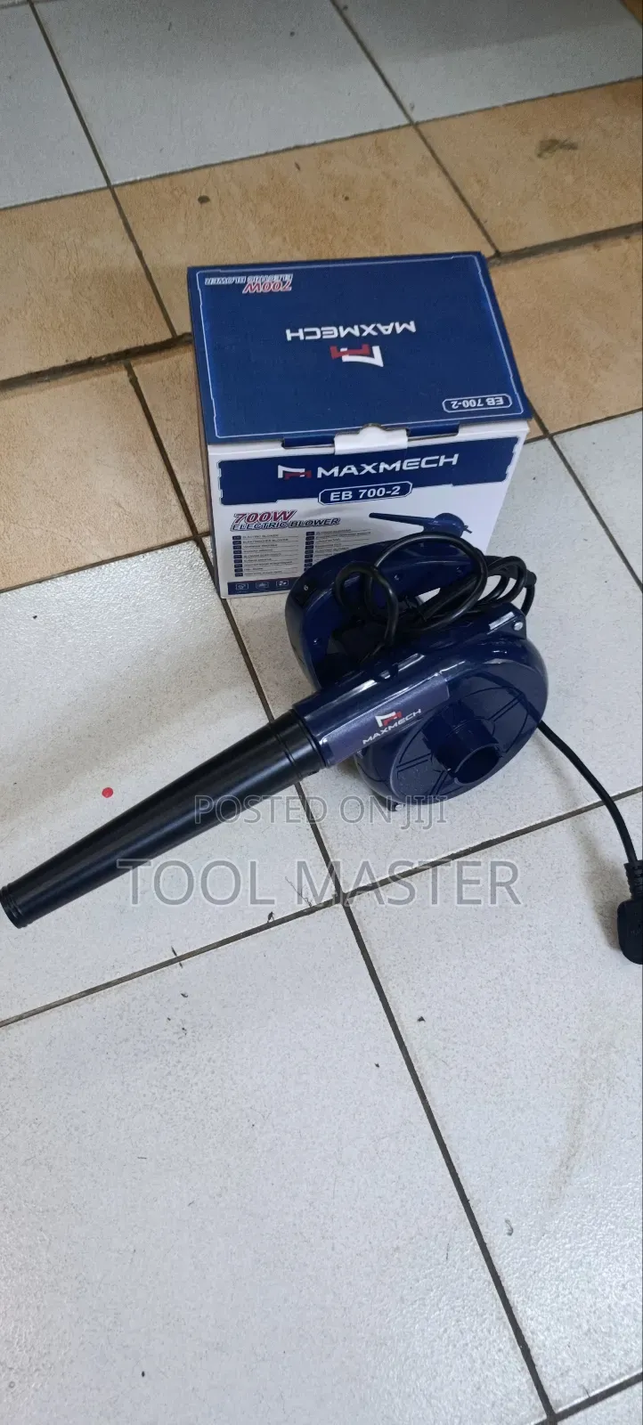 Electric Blower/Maxmech 700watts Blower