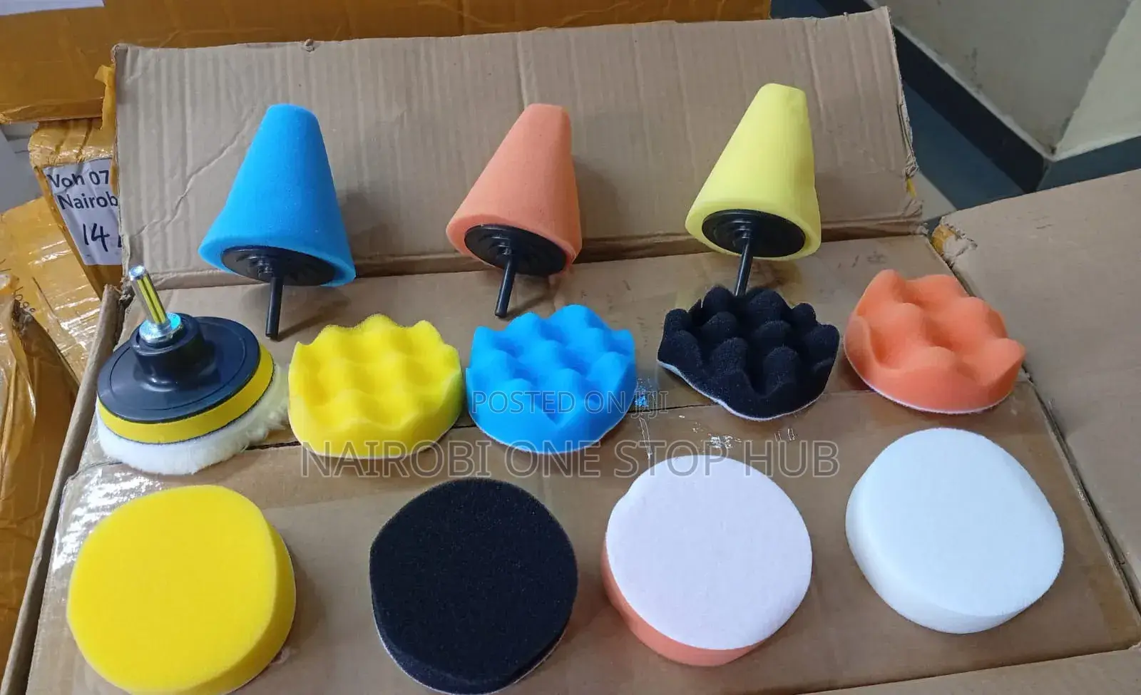 14-Piece Car Foam Drill Polishing Pad Kit.