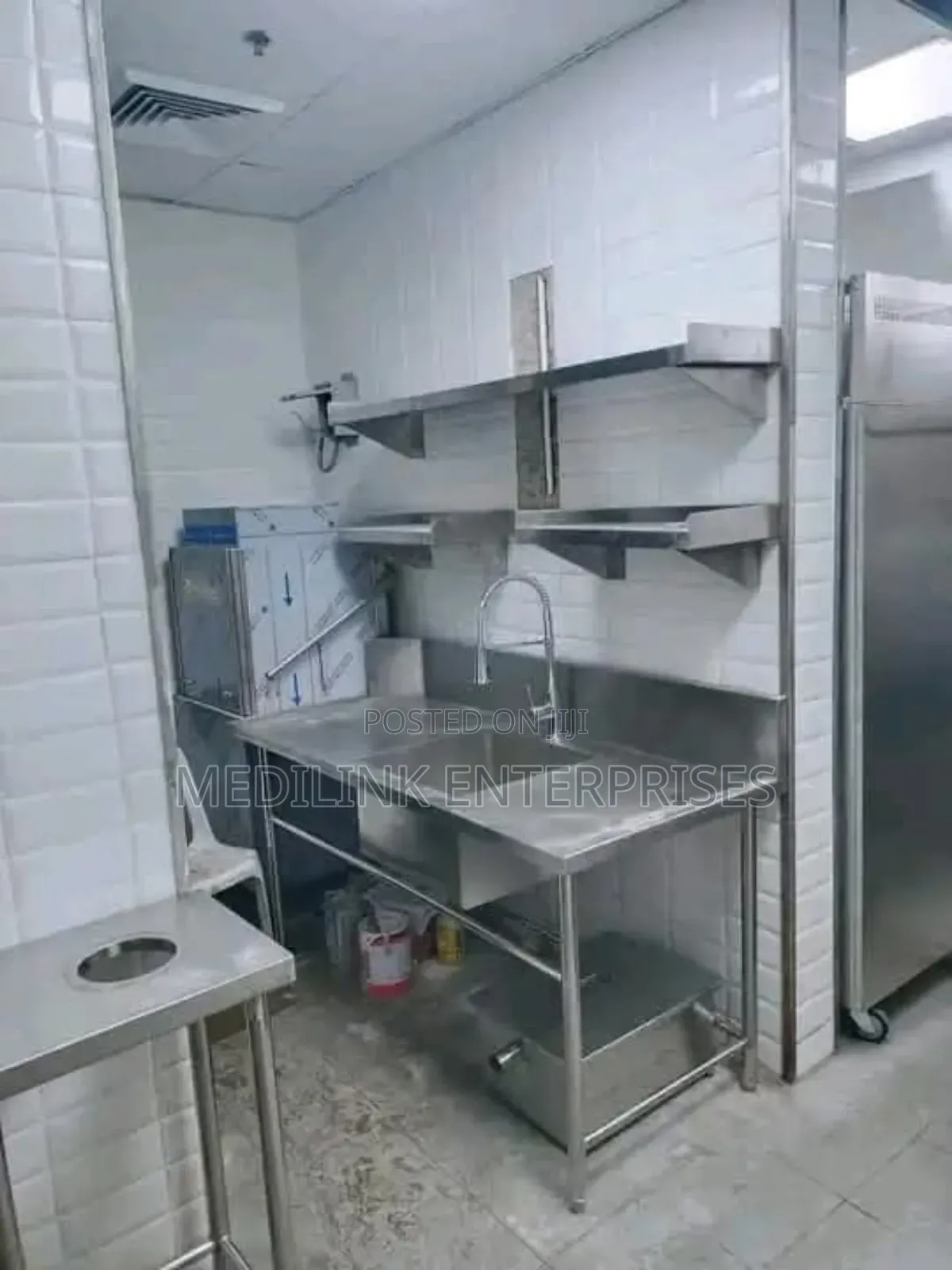 Stainless Steel Commercial Restaurant Tables