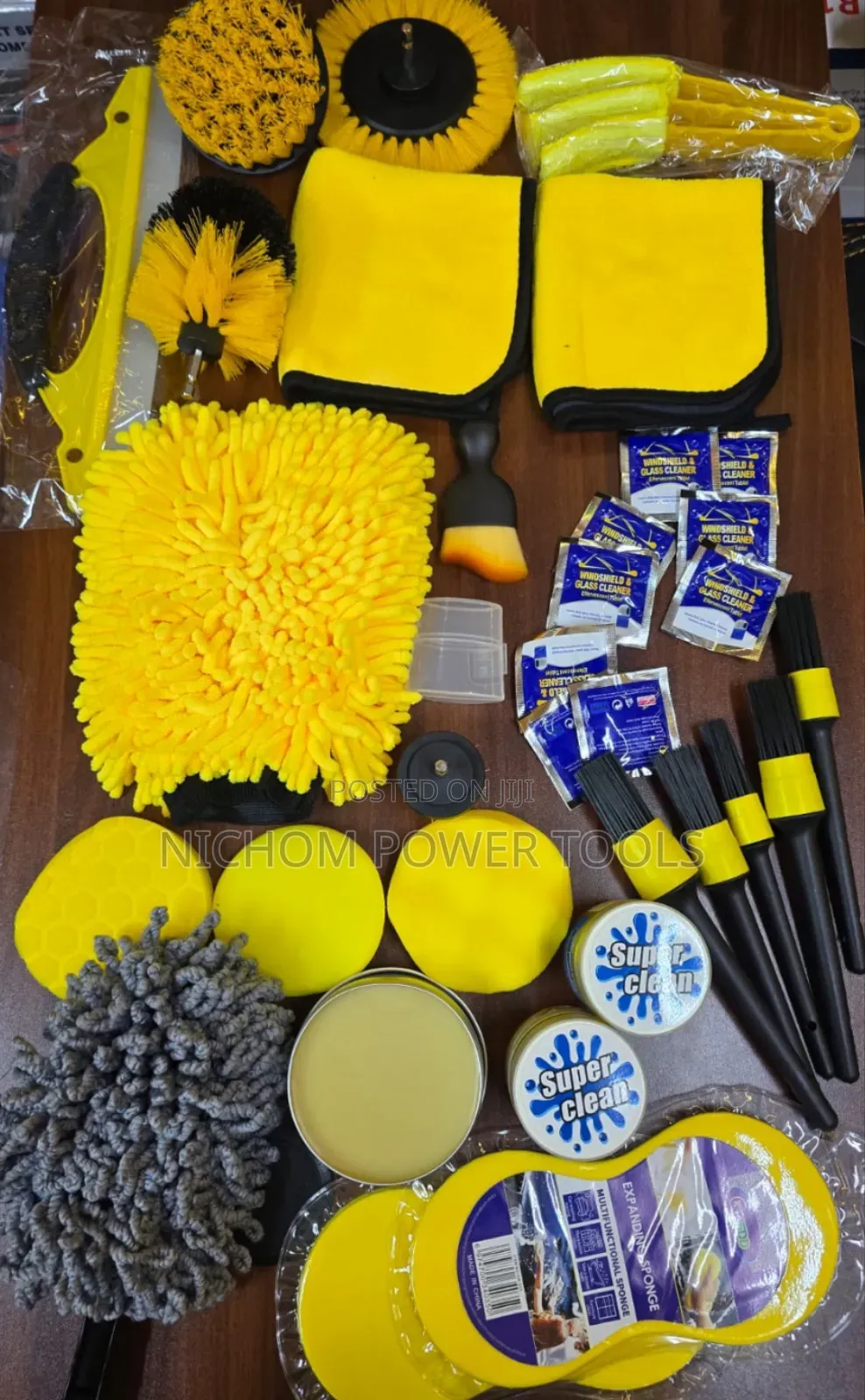Car Detailing Kit/Cleaning Brush