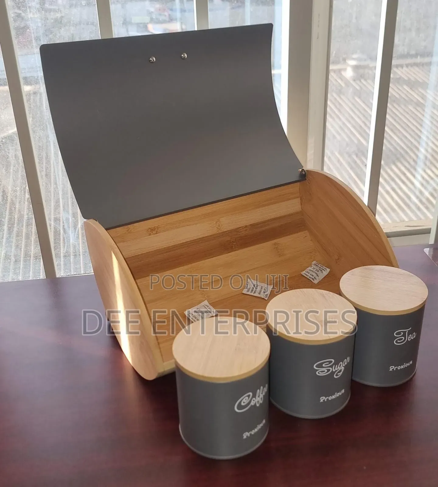 35cmx25cm Hemisphere Bamboo Bread Bin