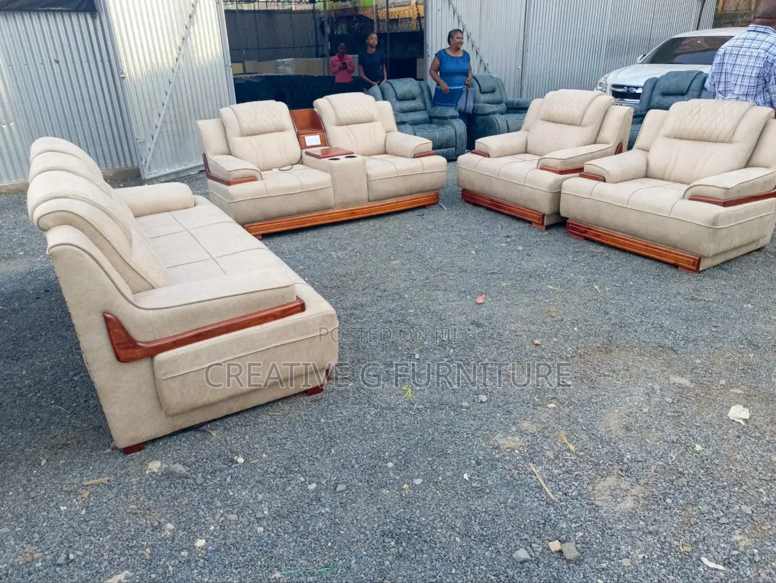 Semi Recliner 7 Seaters
