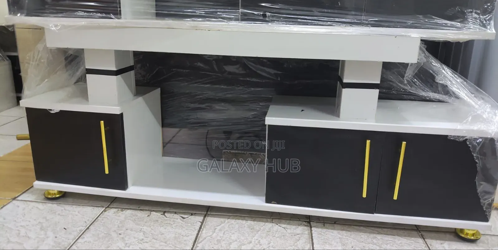 Istanbul 1 Modern Tv Stand With Led Lights Now Available