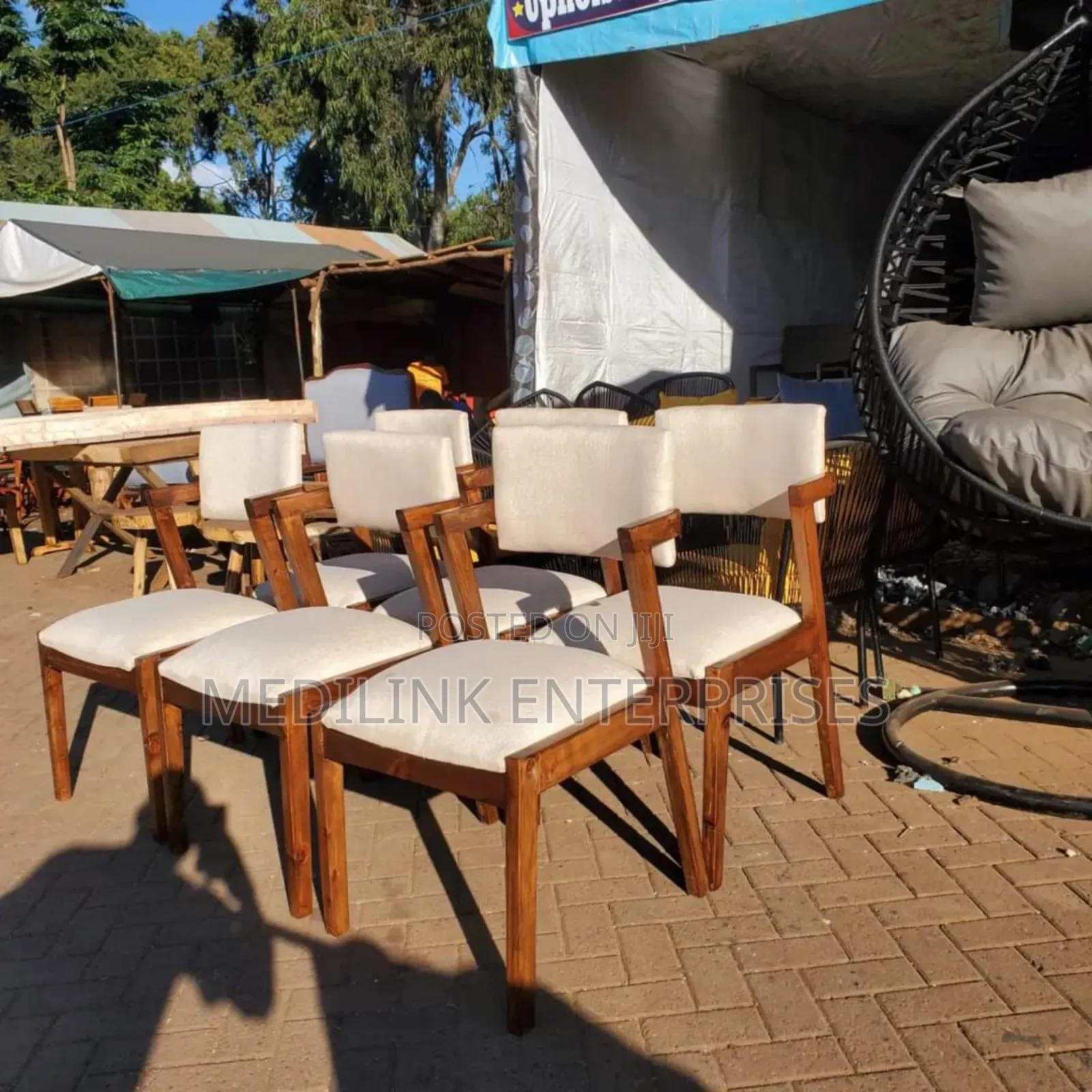 Upholstered Wooden Restaurant Chairs