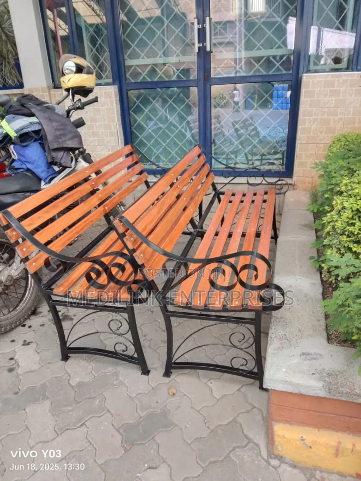Wooden 6ft Outdoor Benches