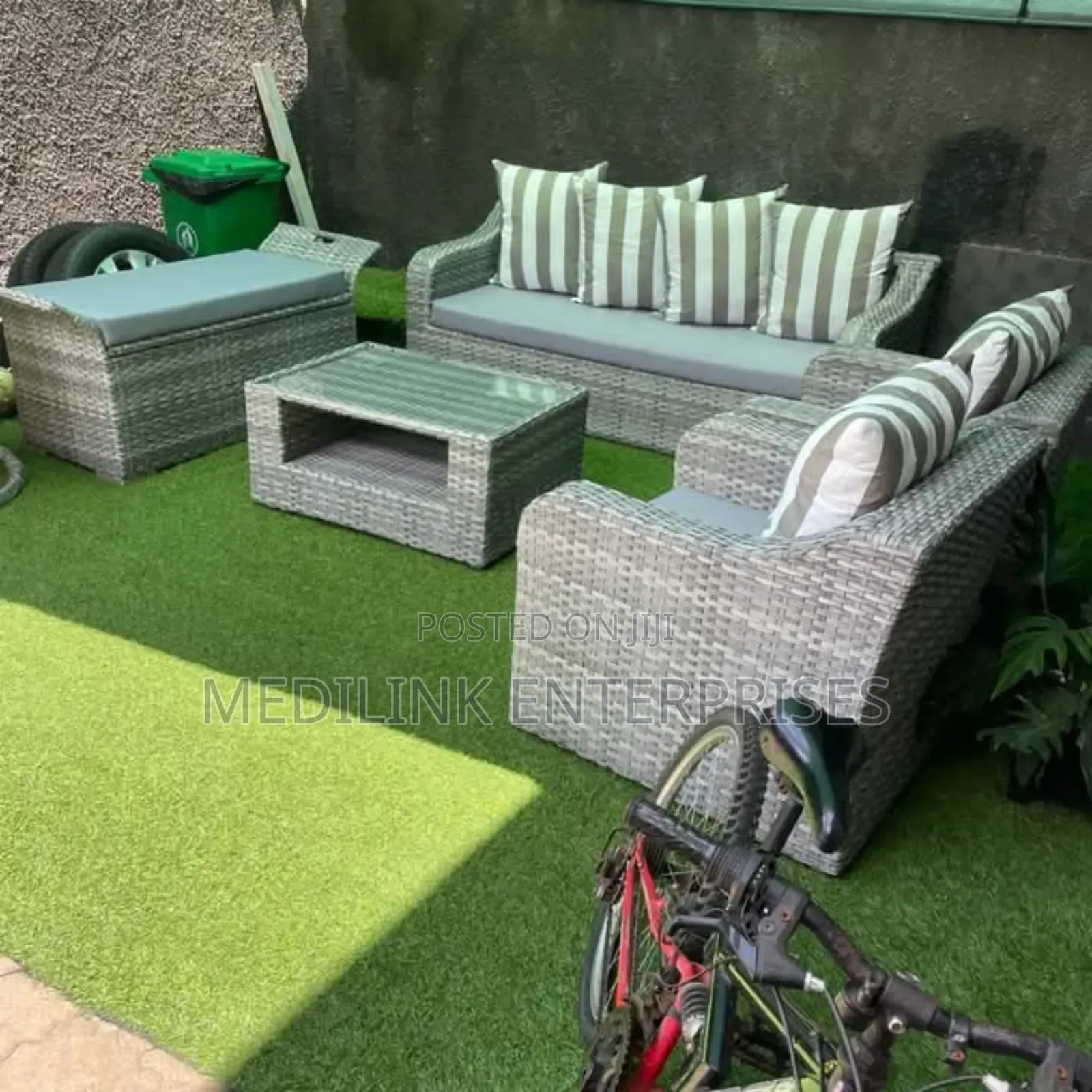 Mixrest U Shaped Cushioned Outdoor Sofa Set