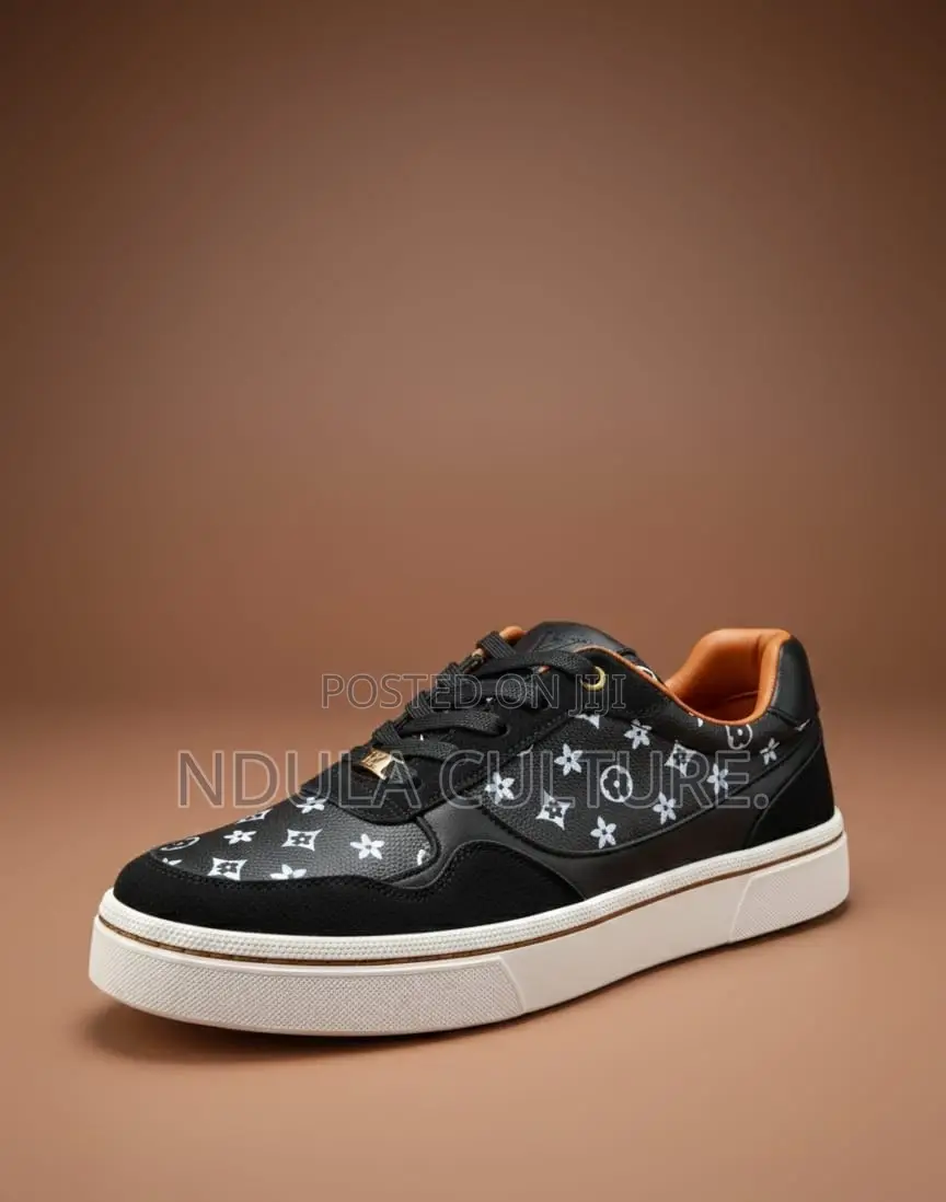 (Lv) Louis Vuitton Resort Sneakers Casuals