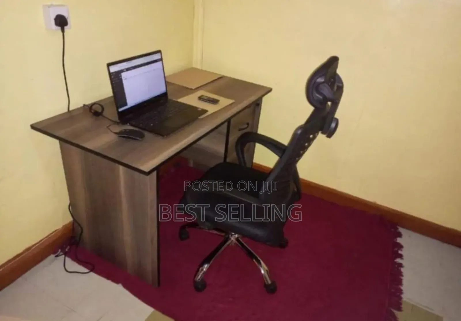 Classic Study Desk and Headrest Chair