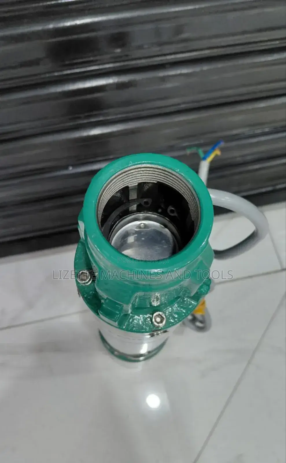 Premier 55m Head Brushless Solar Submersible Pump With Controller 500w