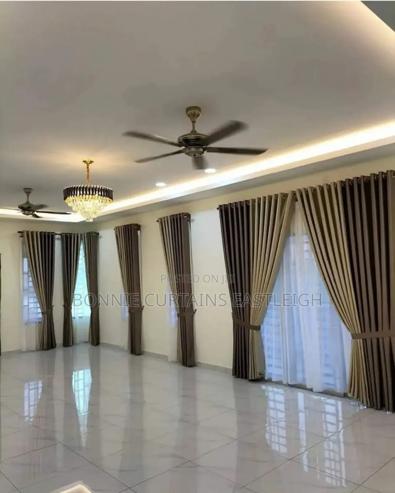 Guests Rooms Curtains and Plain White Sheers