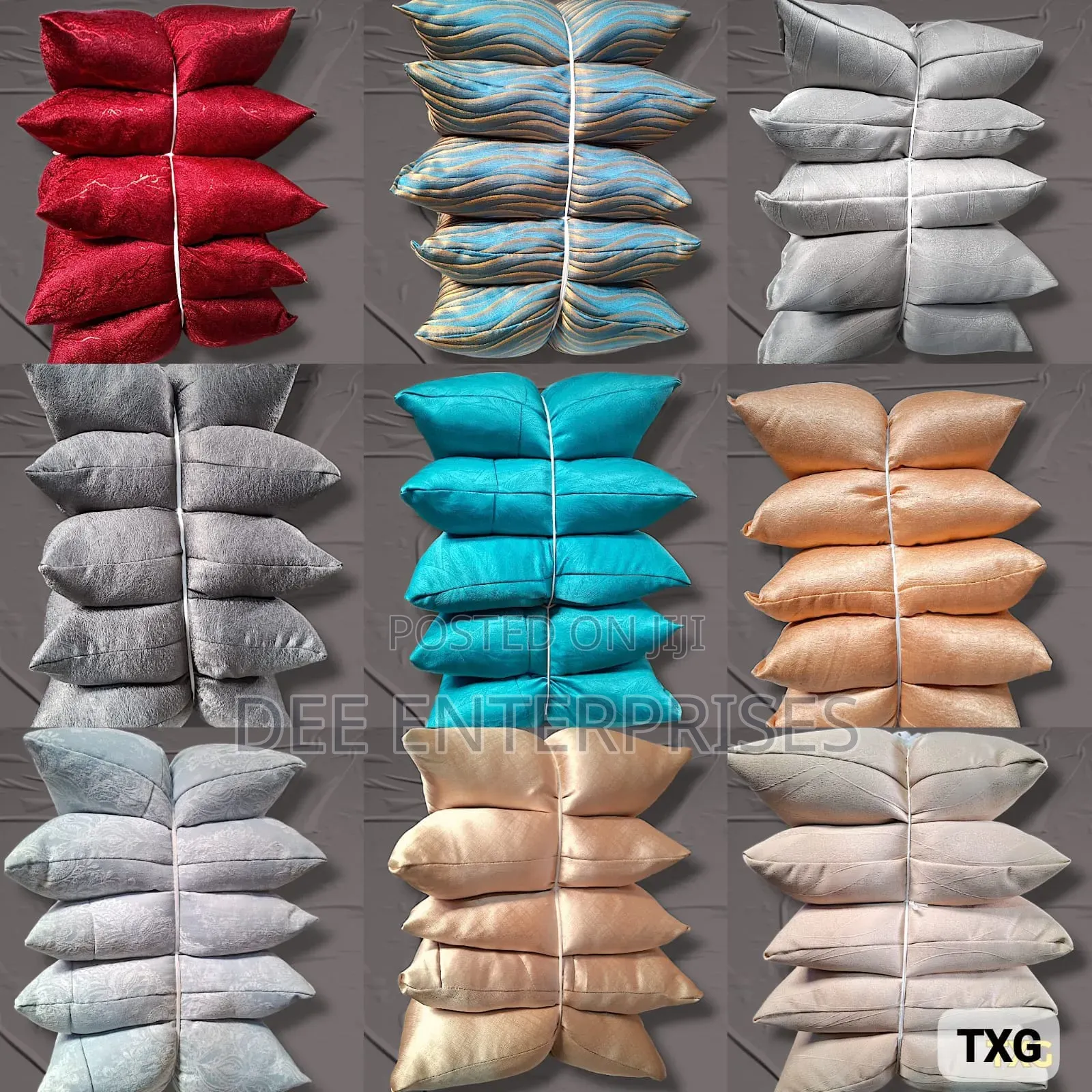 Cosy Throw Pillow
5pcs Set
