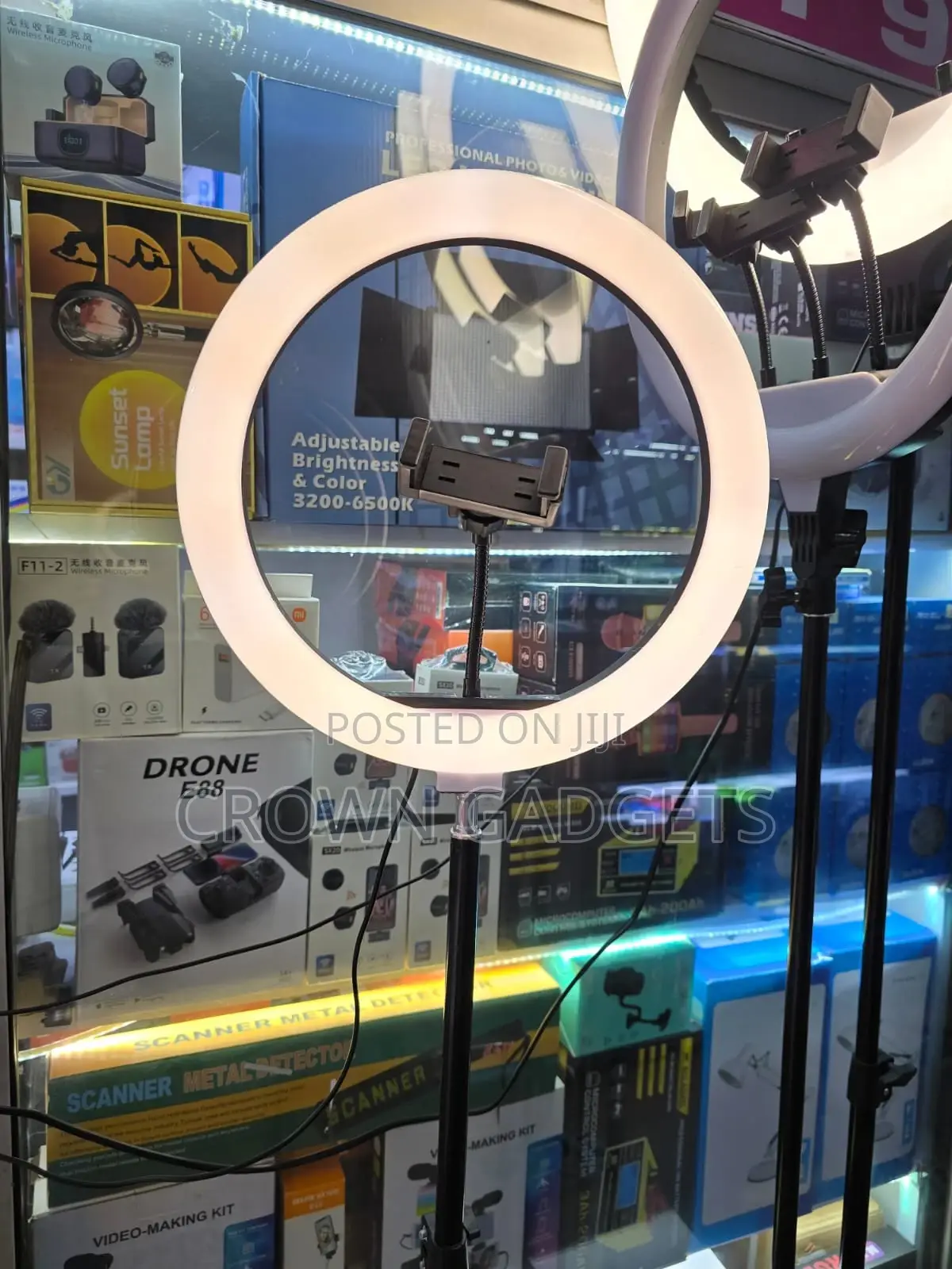 Portable 10" Ring Light for Streaming, Makeup, and Photography