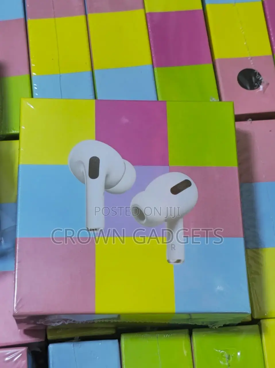 Bluetooth TWS Earbuds Mini in-Ear Headphones With Mic