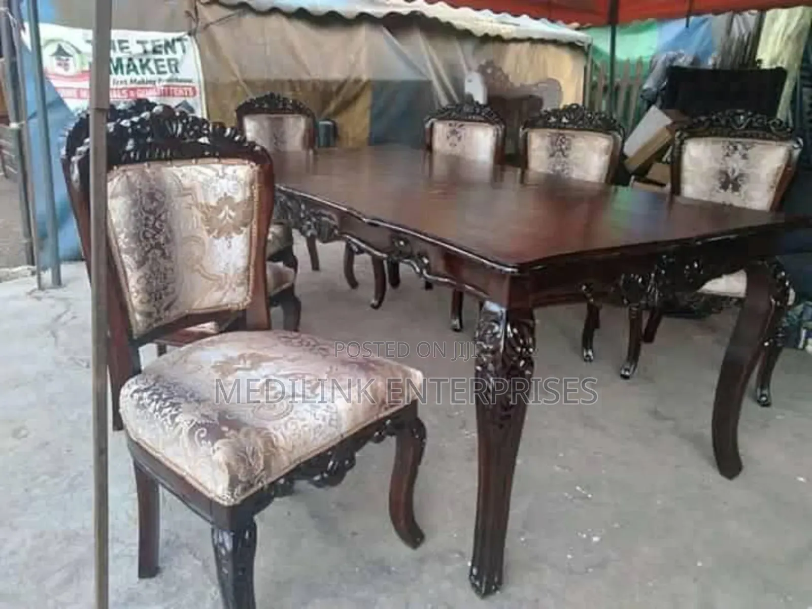 6-Seater Antique Wood Dinning Table Set