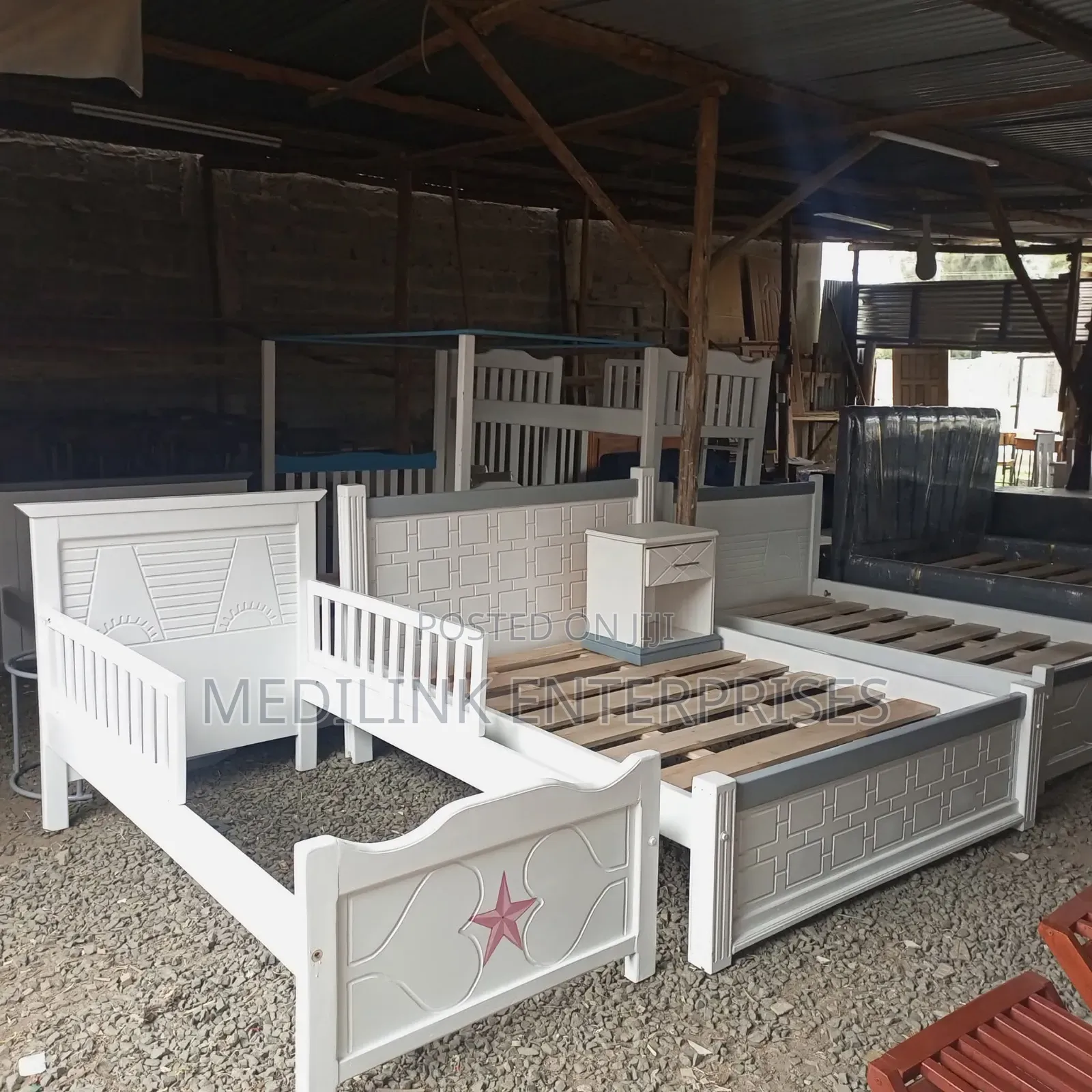 3.5*6 Mahogany Solid Kids Beds