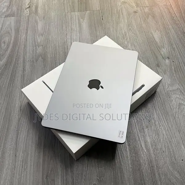 Laptop Apple MacBook Air 2022 M2 1GB Apple M2 SSD 1T