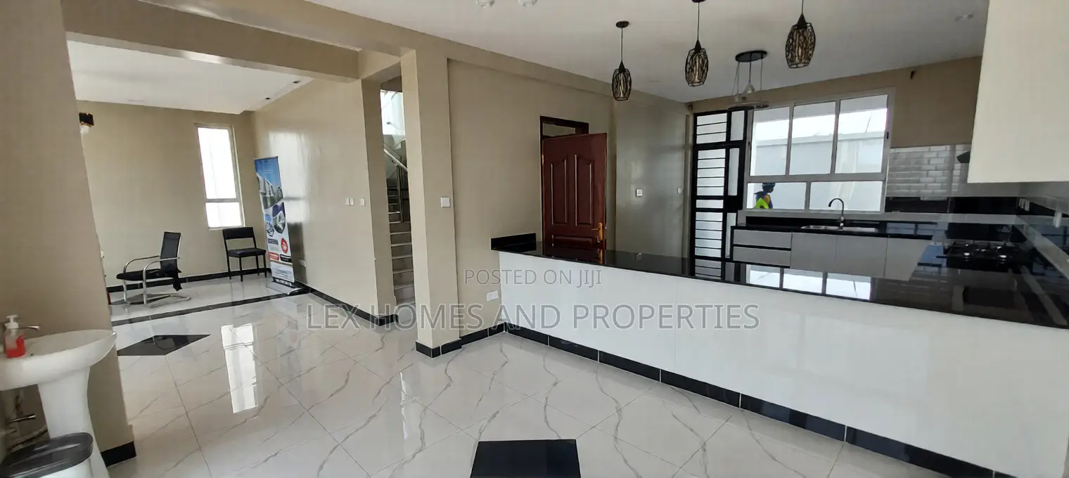 3bdrm Maisonette in Kiserian for sale