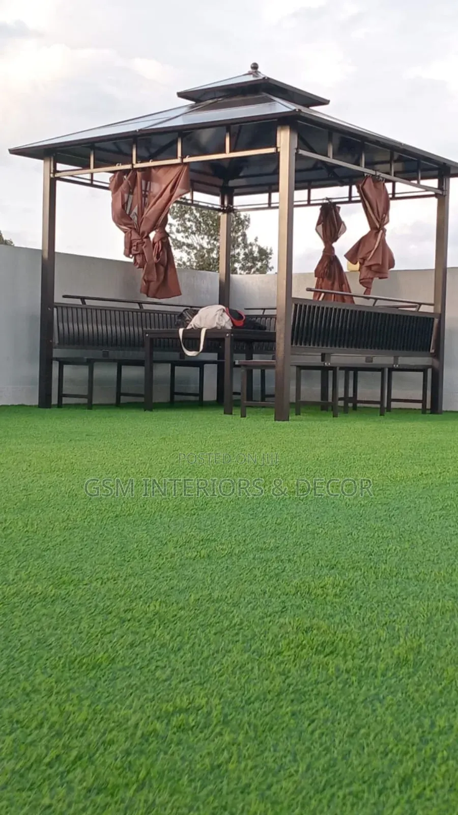 Artificial Grass Carpets in Palatial Gardens