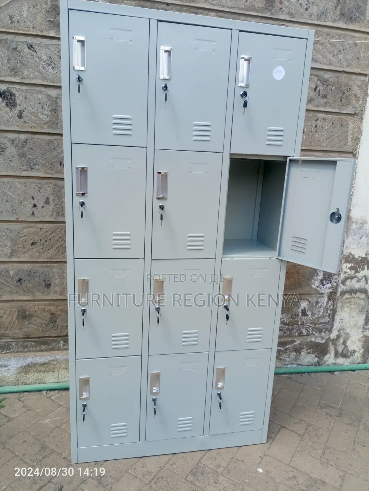 Twelve Lockers Cabinet Staff/Gym