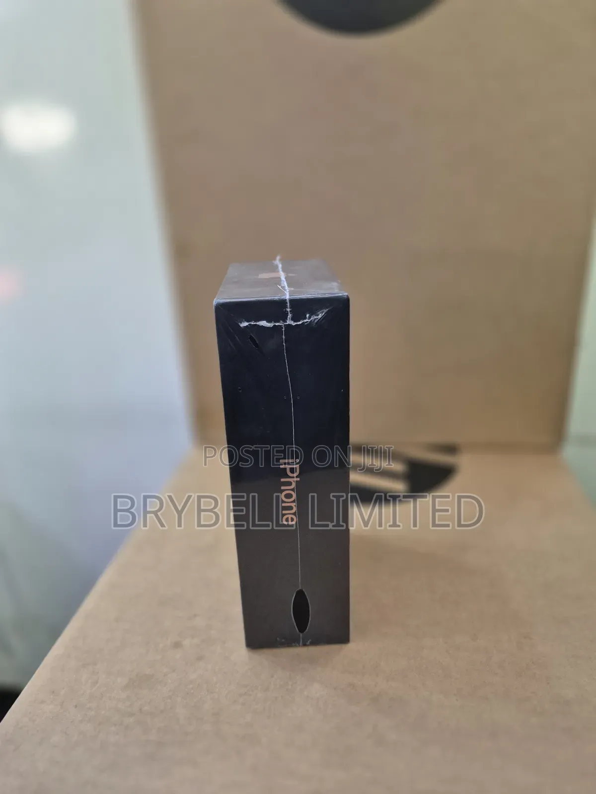 New Apple iPhone 11 Pro Max 256 GB Gold