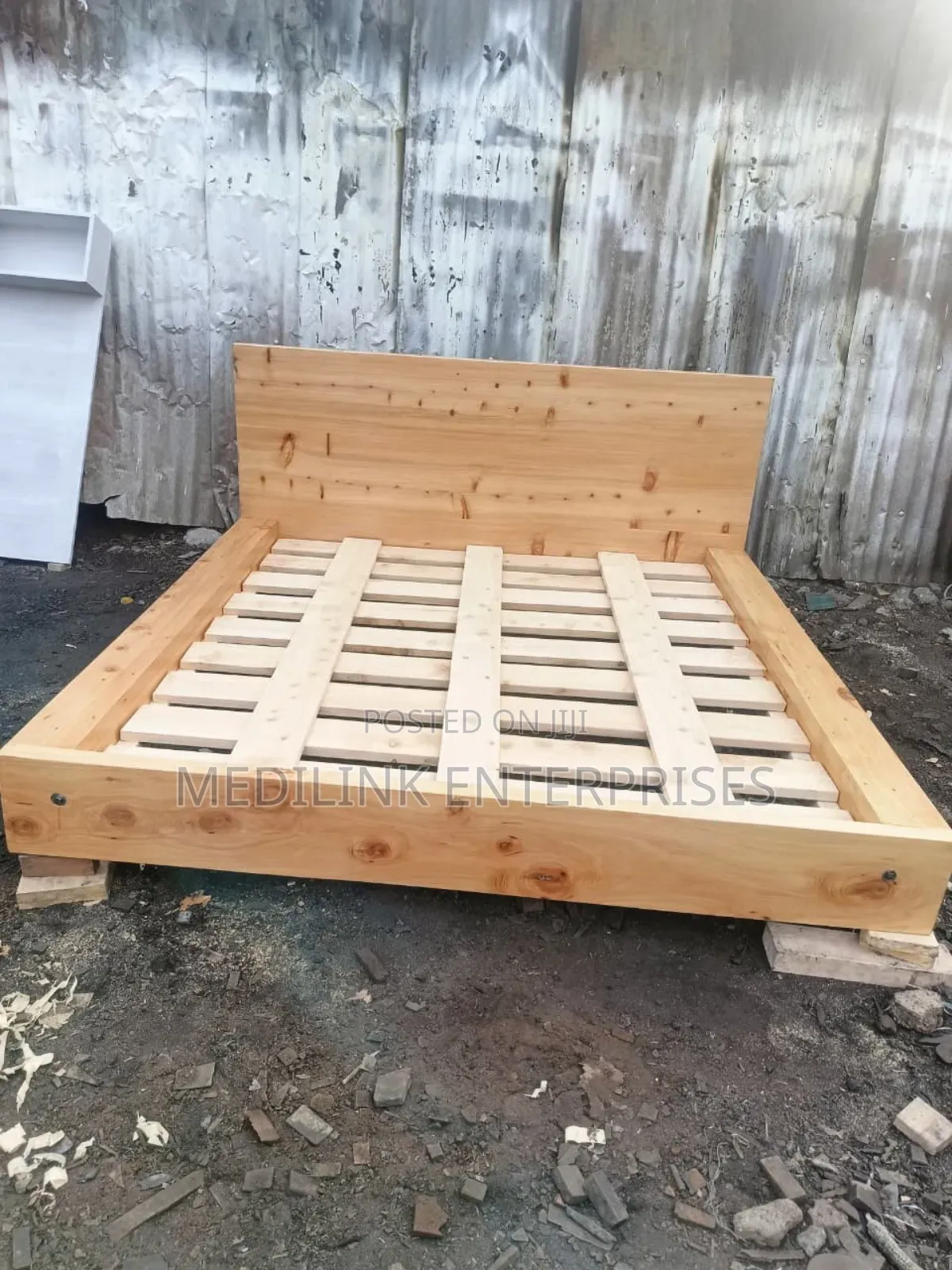 Cypress 6*6 Vanish Box Bed (King Sized)