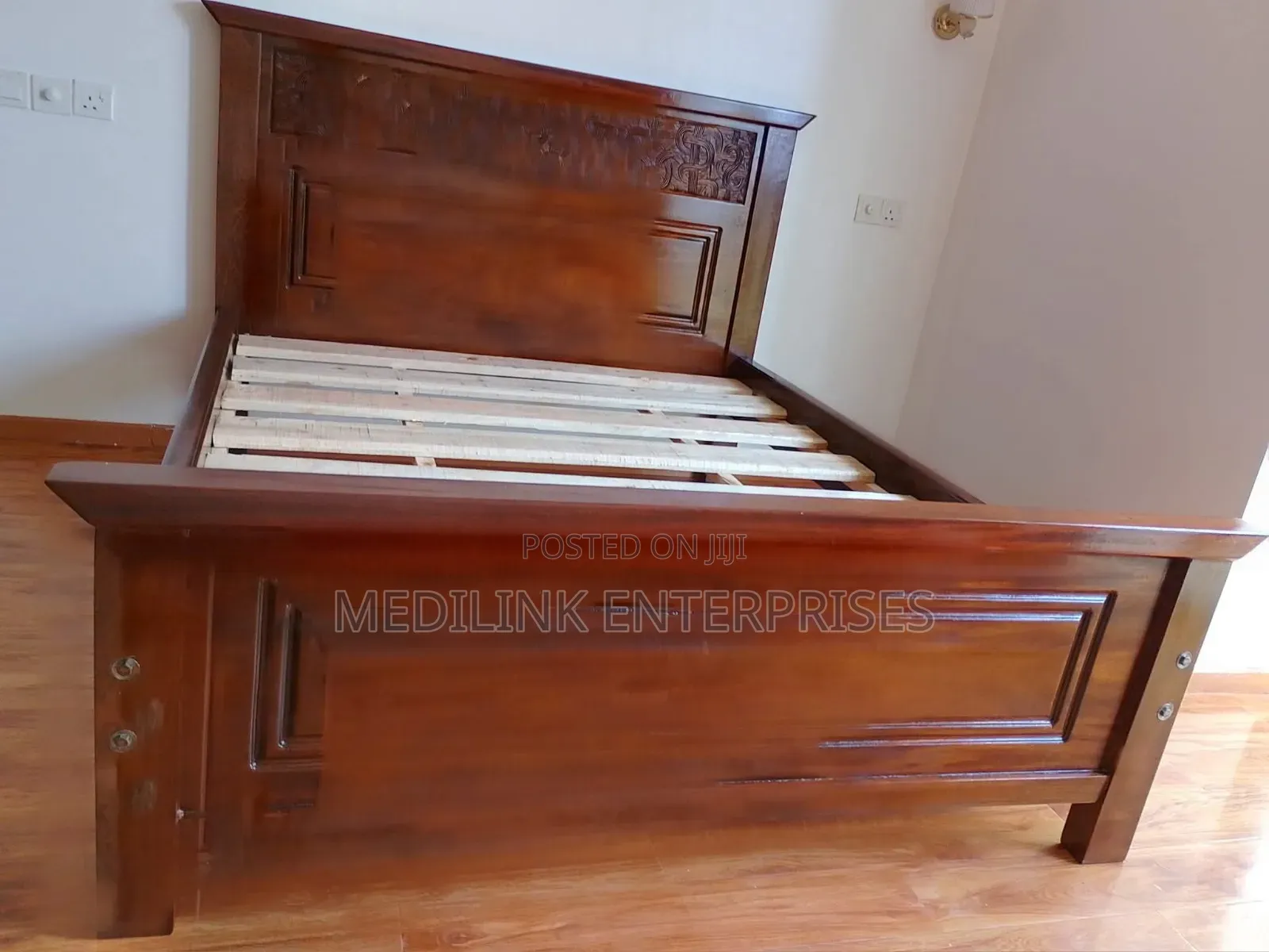Solid Mahogany 5*6;Beds Queen Sized