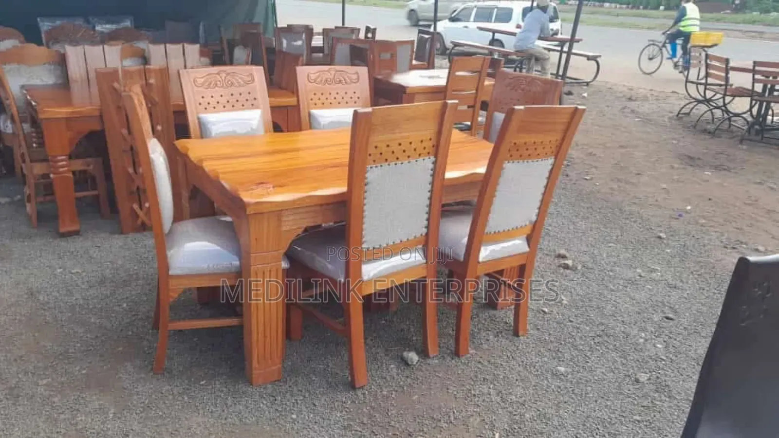 Solid Vanish 6-Seater Dinning Table Set