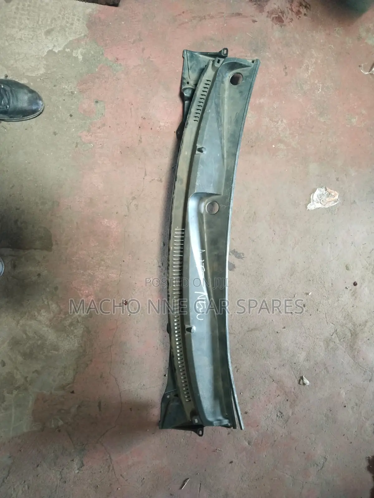 Suzuki Alto Wiper Panel