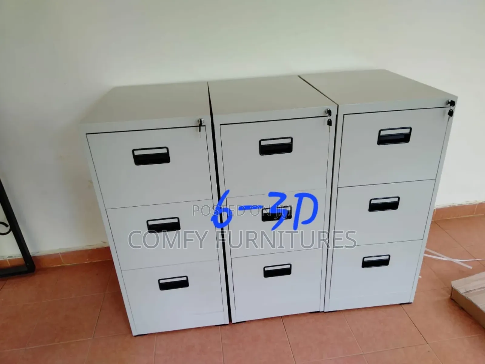 3 Drawers Cabinet