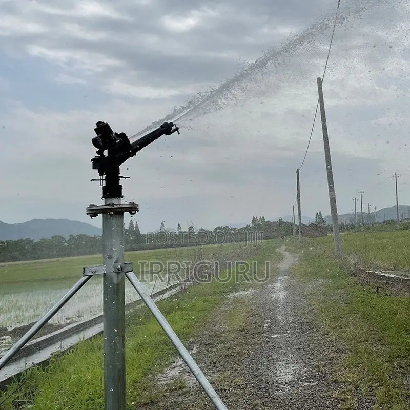 Vertical Rocker Arm Sprinkler Sprinkles Water Evenly.