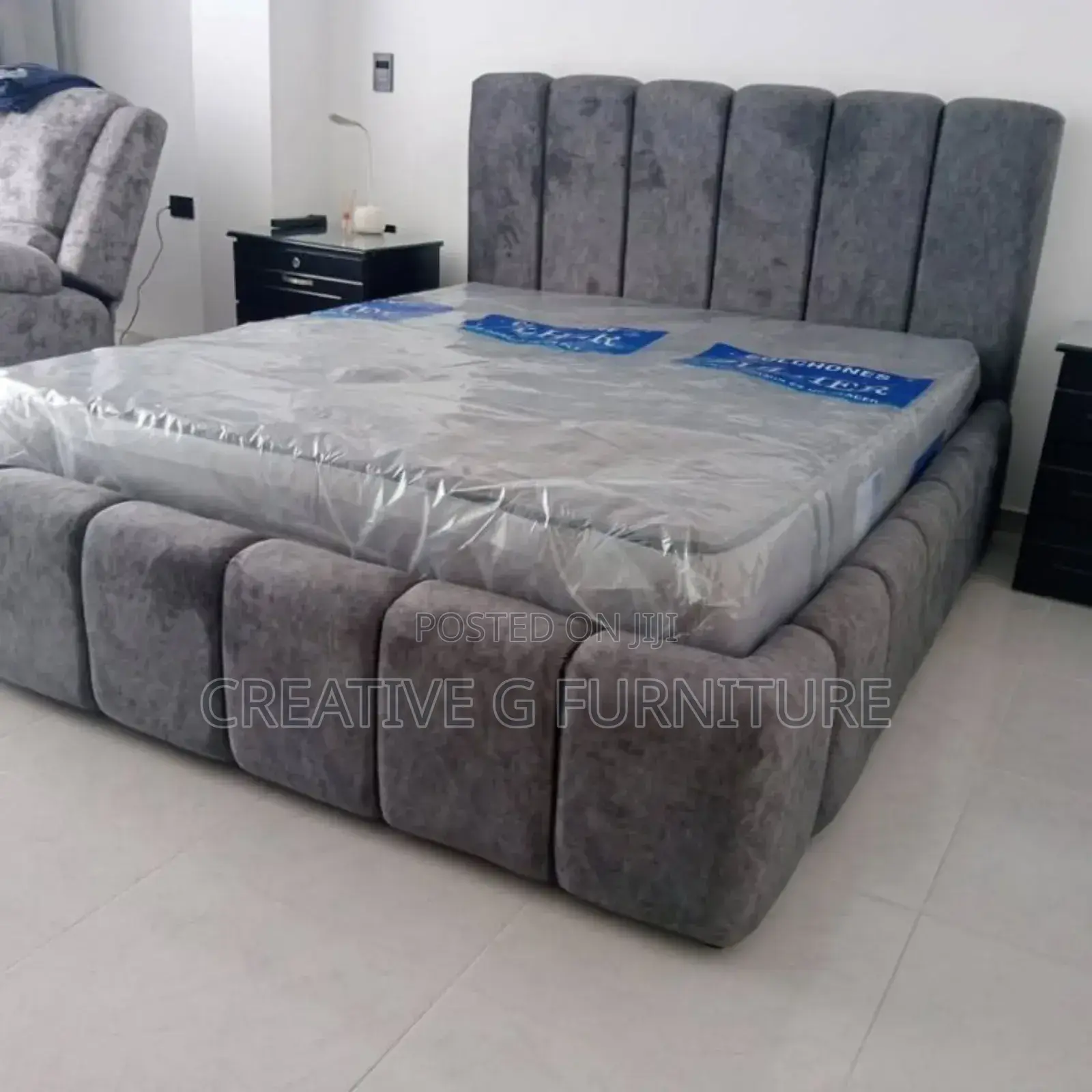 Elegant 5by6 Chester Bed
