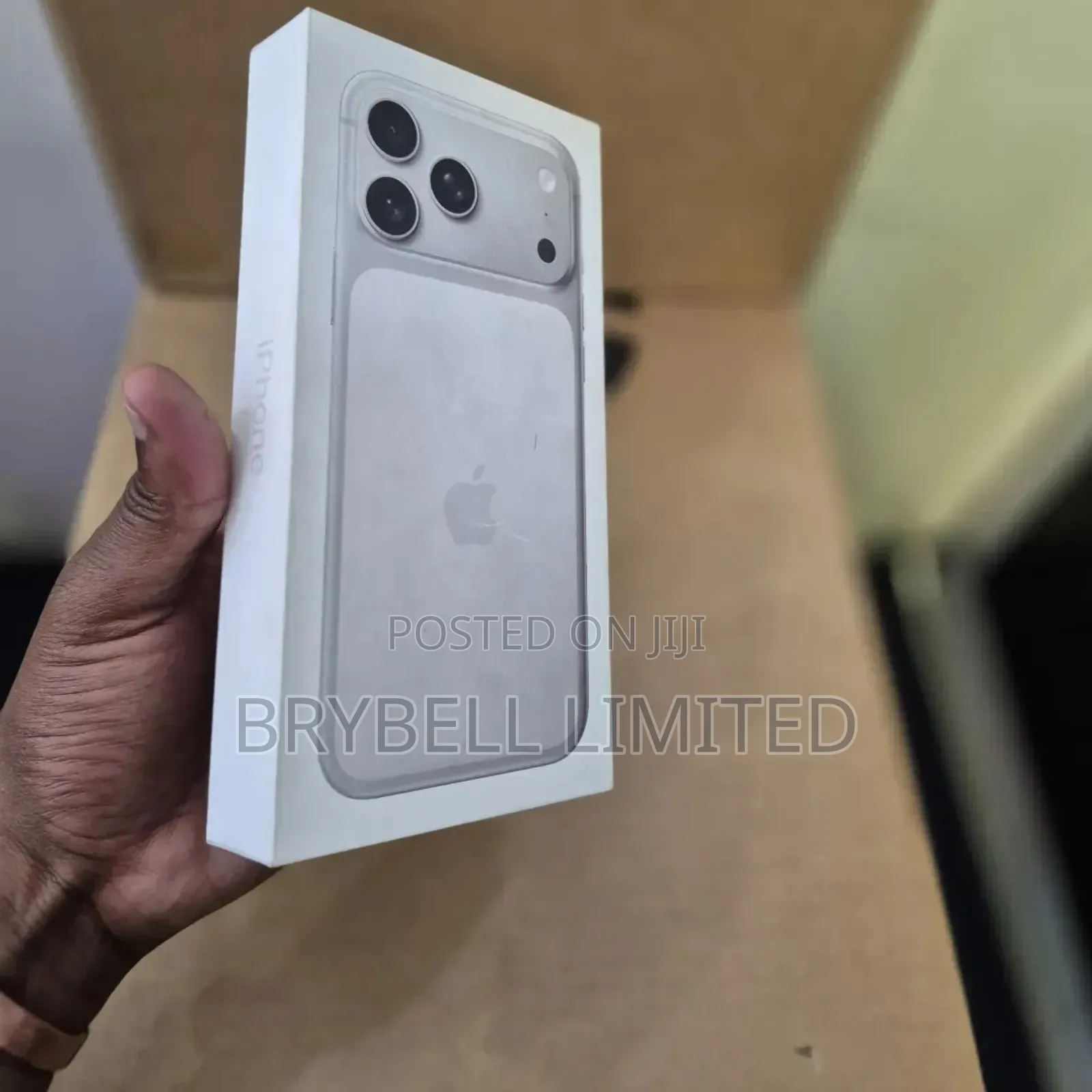 New Apple iPhone 17 Pro Max 256 GB Silver