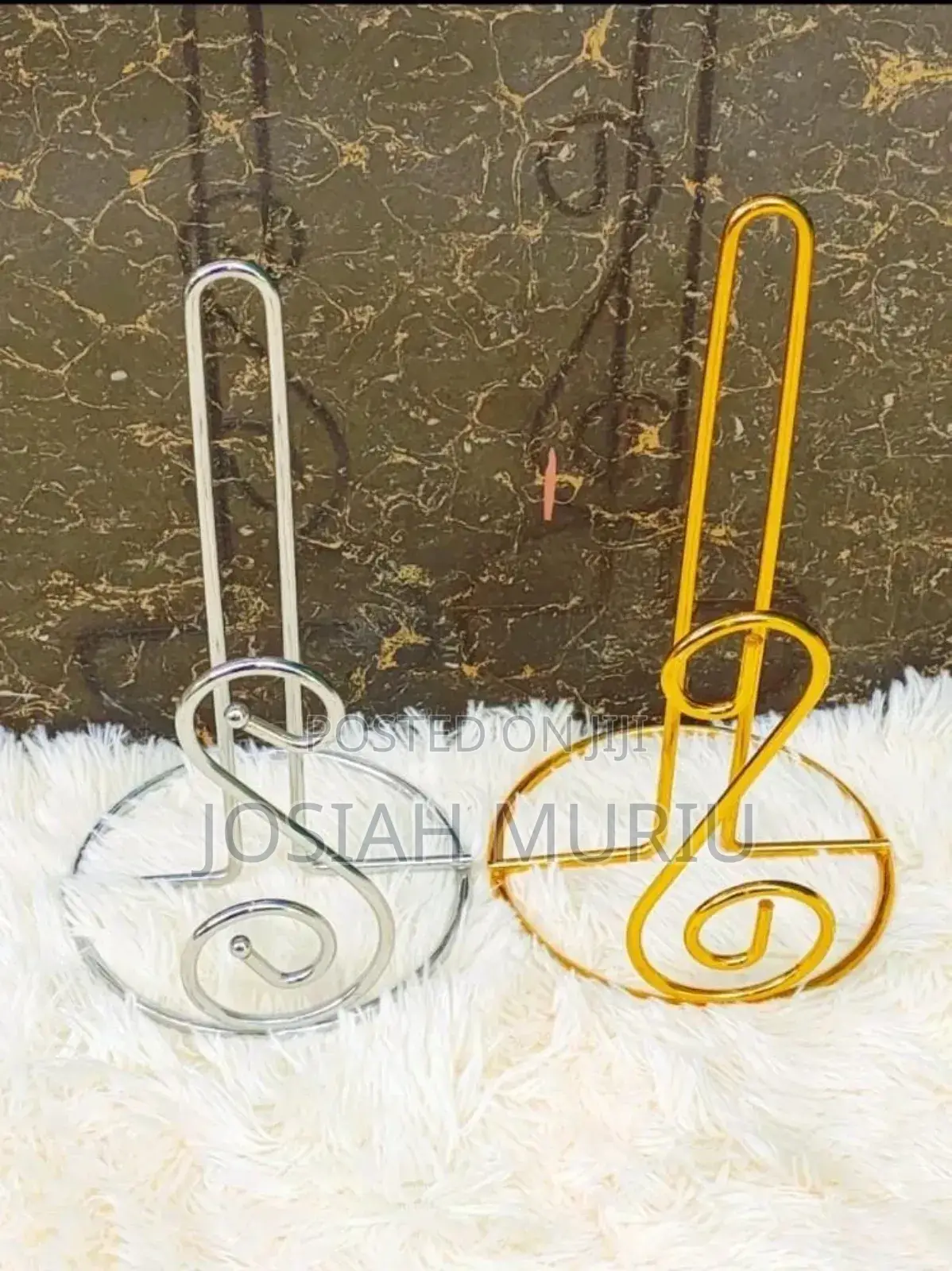 Tissue Holder Silver and Gold