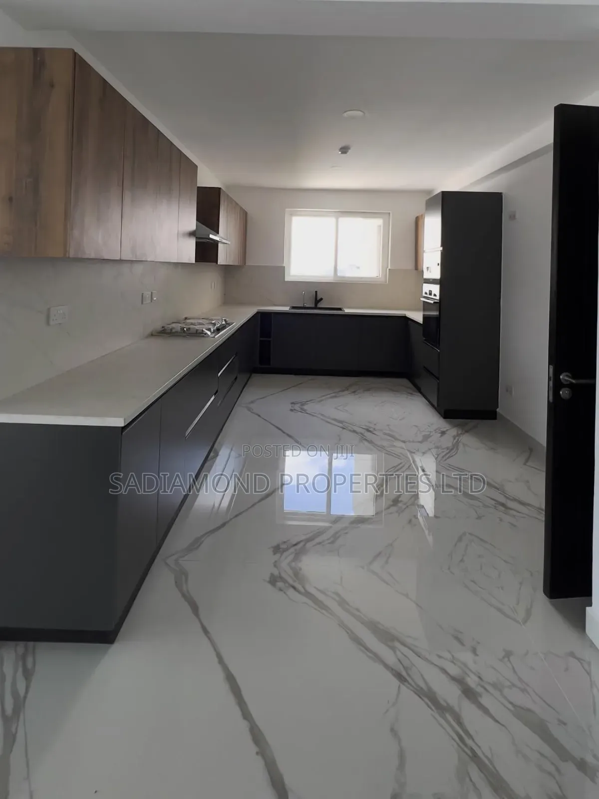 5bdrm Apartment in Westlanda, Westlands for rent
