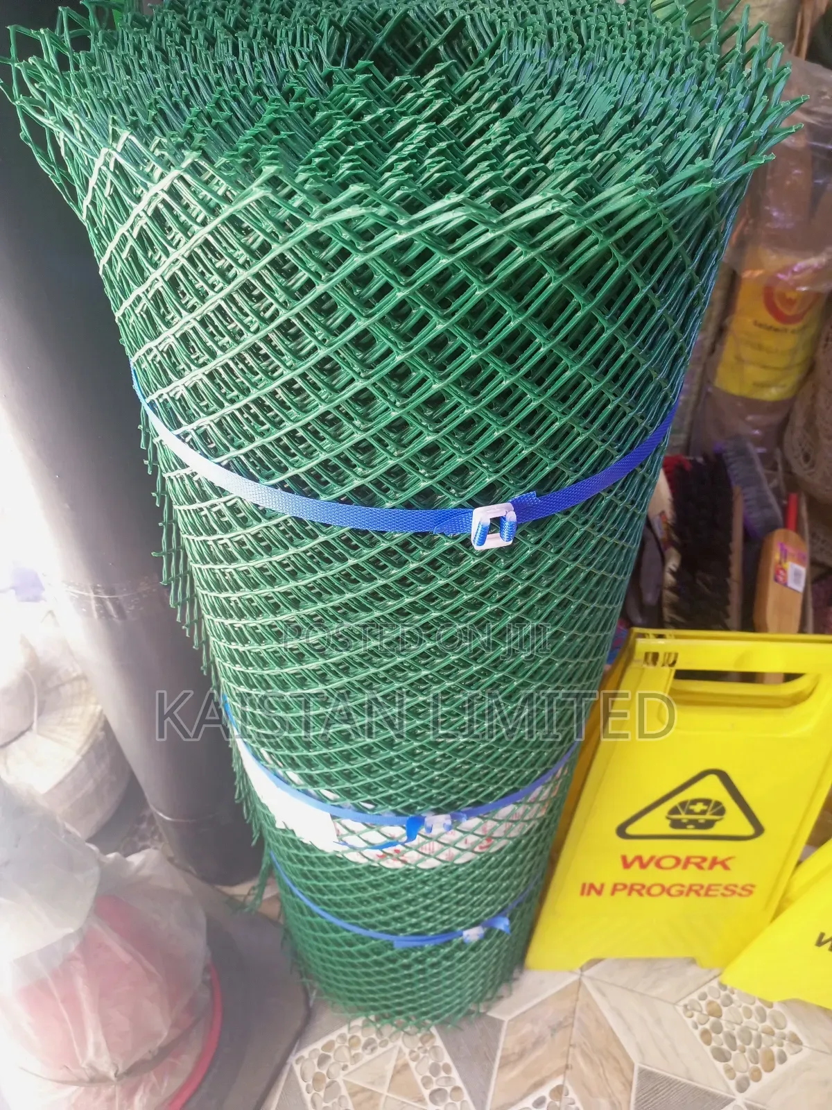 Plastic Chicken Mesh 1m By 25m