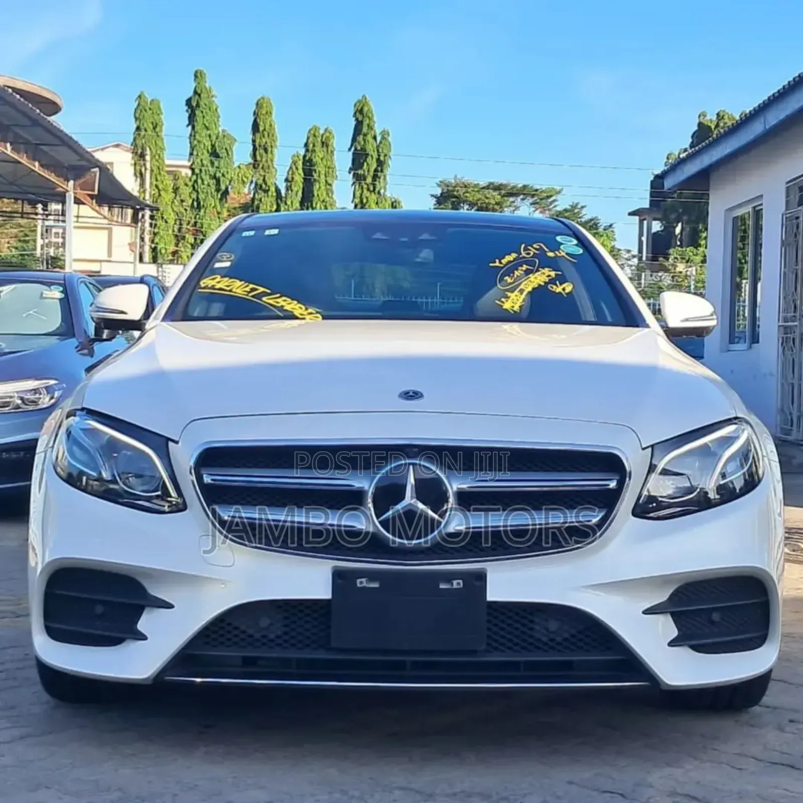 Mercedes-Benz E300 2019 White