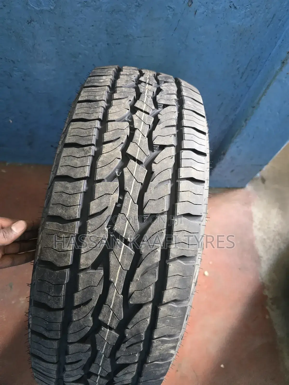255/60r18 Dunlop Tyre