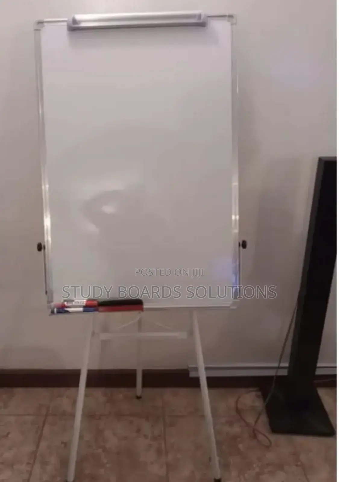 Imported Flipchart Stand 3ftx2ft + 4 Erasable Markers Magnetic Duster