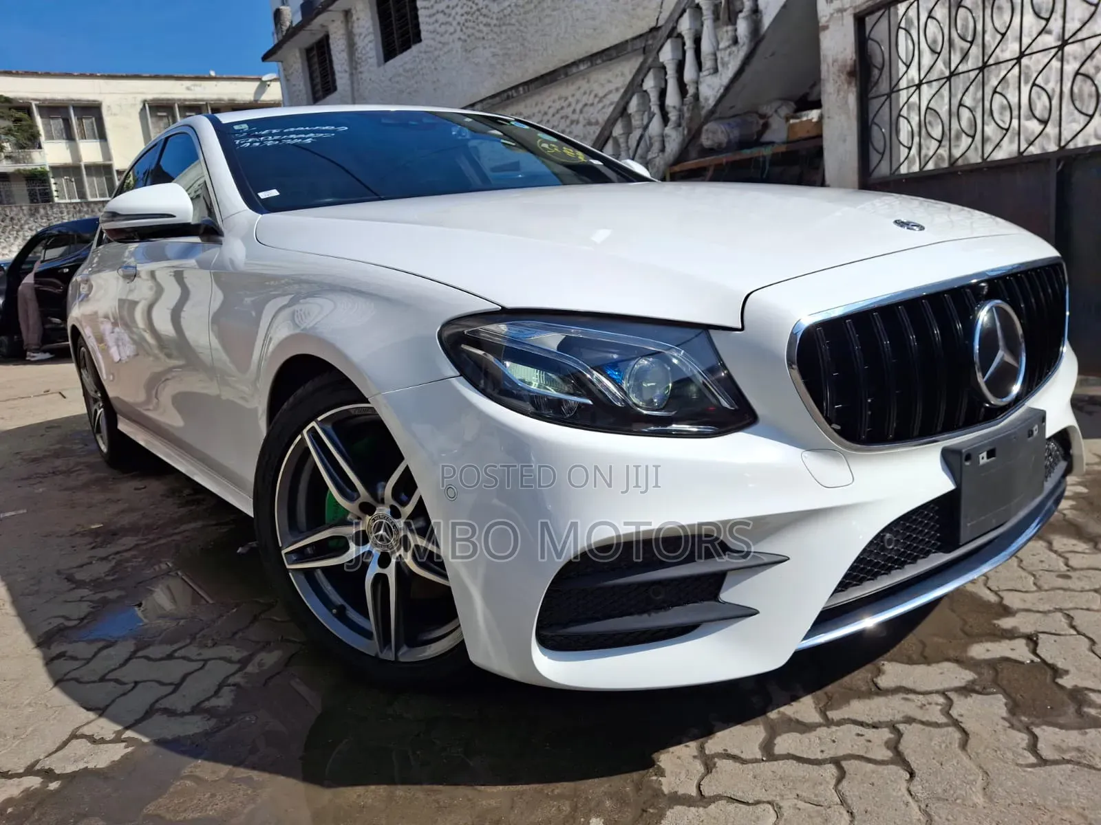 Mercedes-Benz E200 2019 White