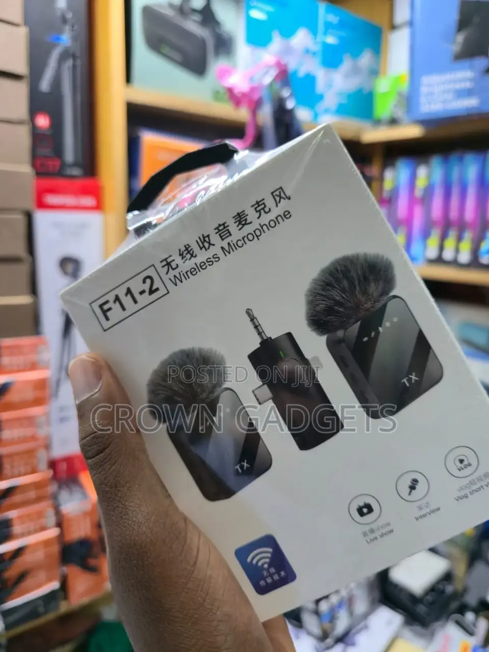 F11-2 Wireless Lavalier Mic for iPhone Android Camera