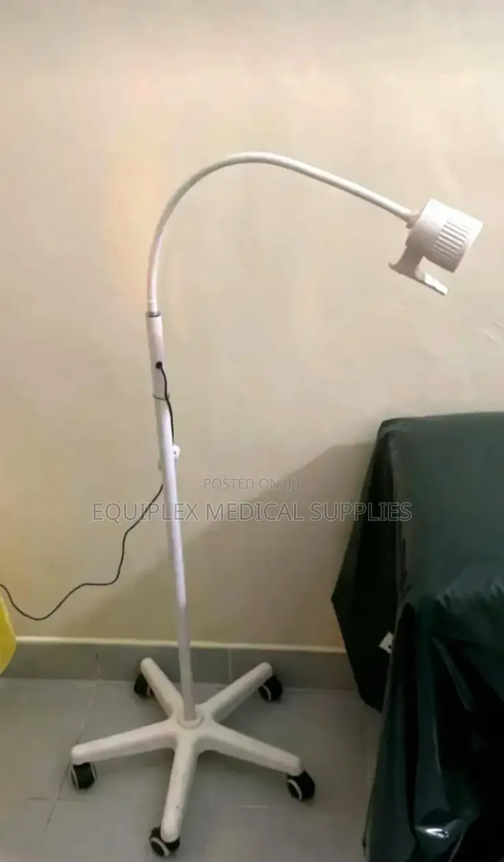 Portable Examination Lamp With Castors
